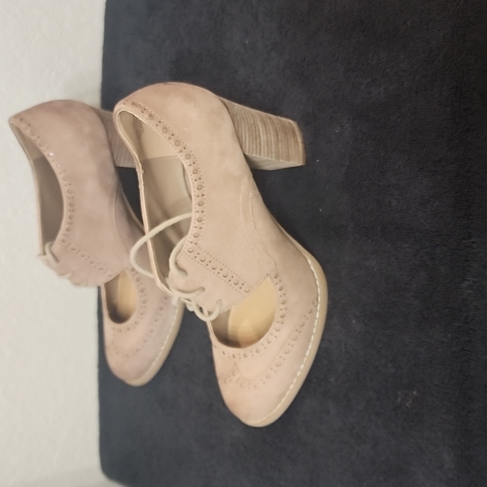 Crown Vintage Bonnie Pump